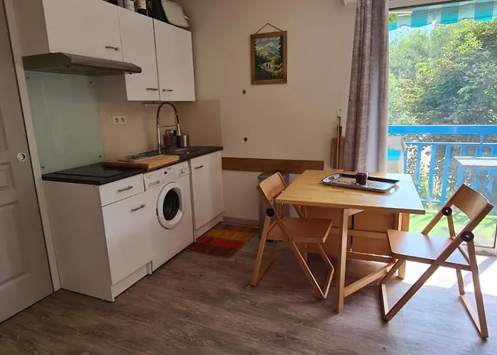 A L'esplanade - Aure - Vue Montagne