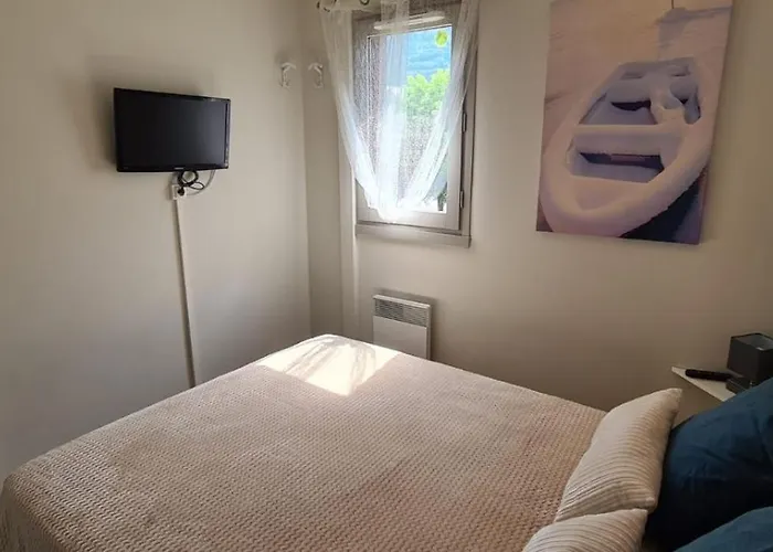 A L'esplanade - Aure - Vue Montagne *